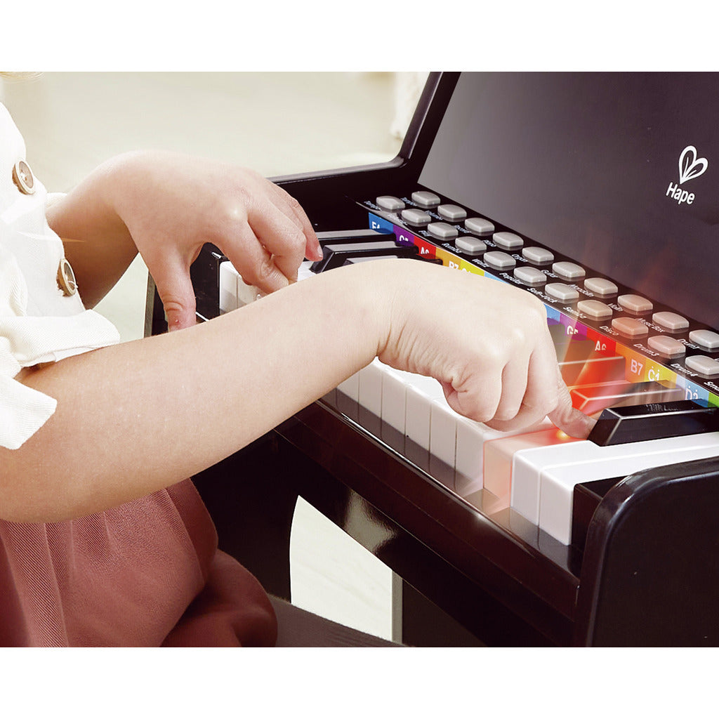 Piano à queue noir-HAPE